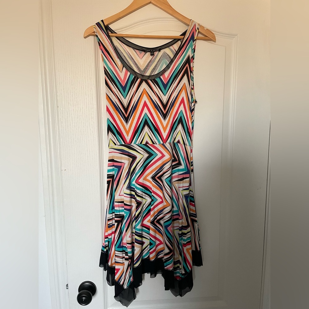 Colorful Chevron Pattern Dress - Picture 2 of 4